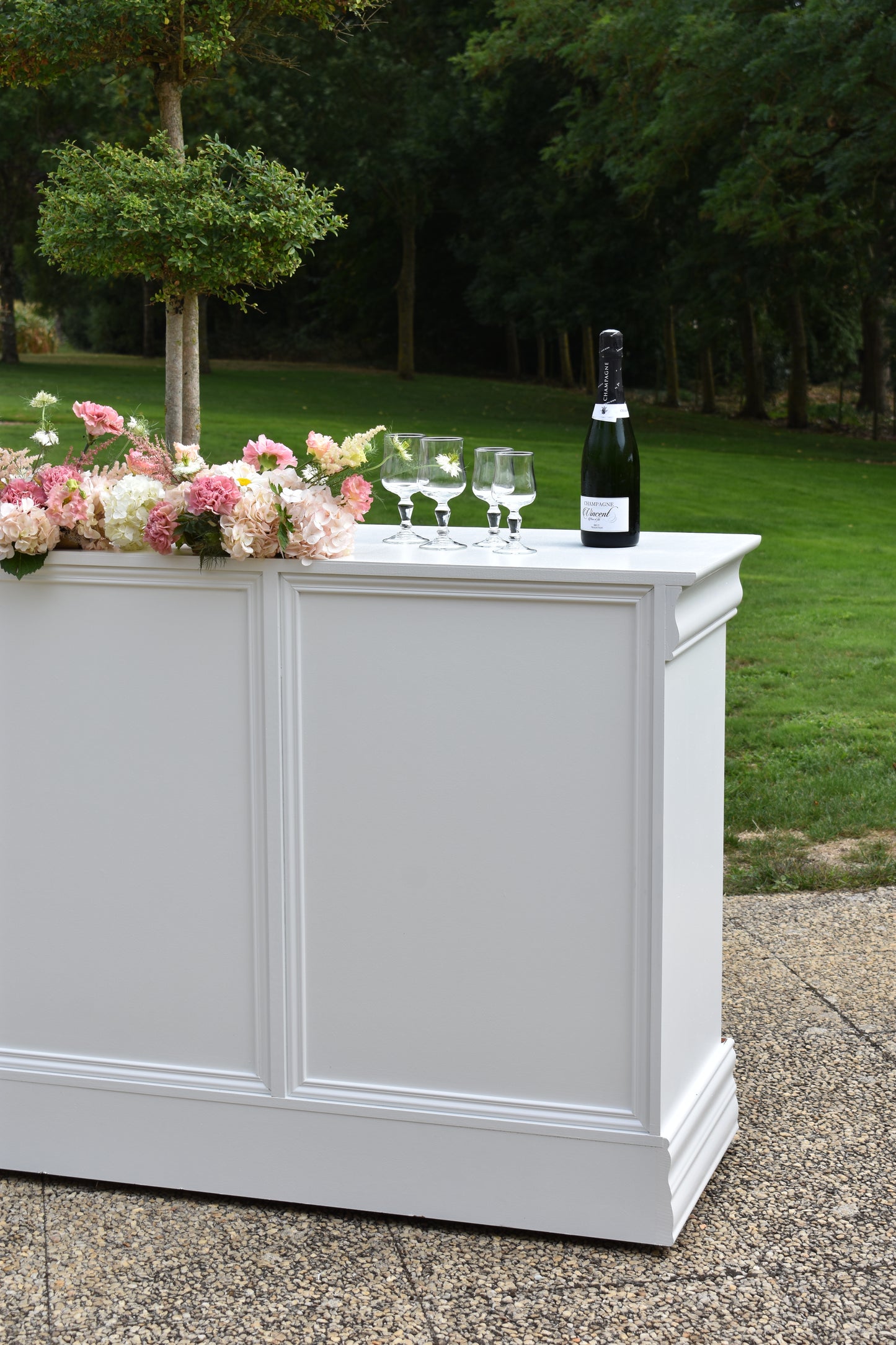 LOCATION Grand bar blanc