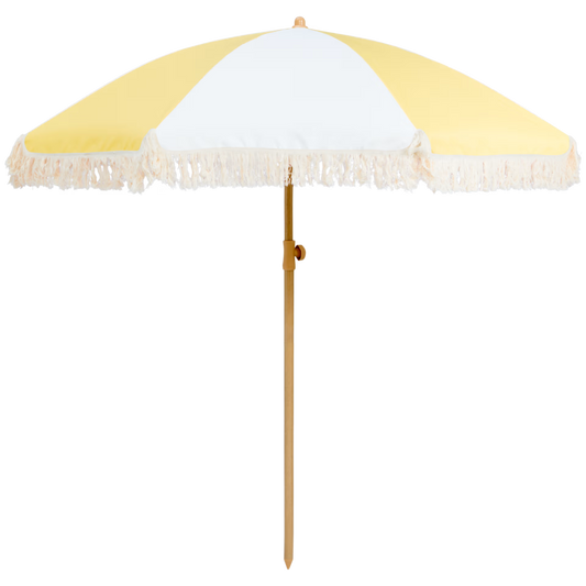 LOCATION Parasol jaune et blanc à franges