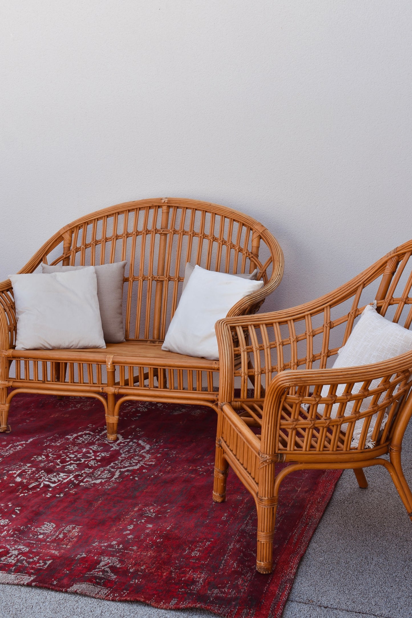 LOCATION Fauteuil en rotin « TULIPE »