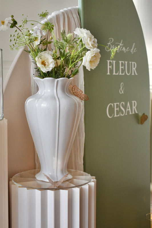 LOCATION Grand vase en céramique blanc crème