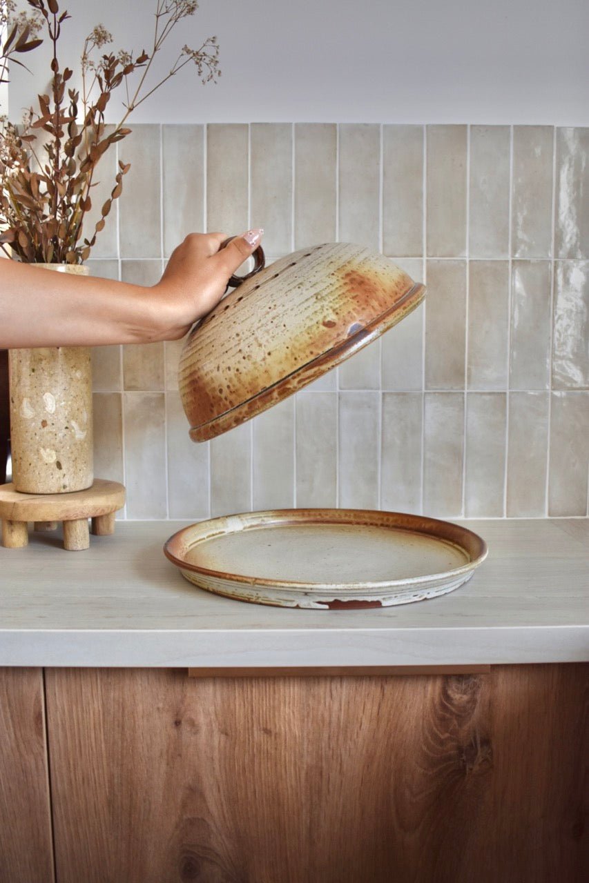 Cloche à fromage beige et marron moucheté « SIMONE » - La Recyclerie LS