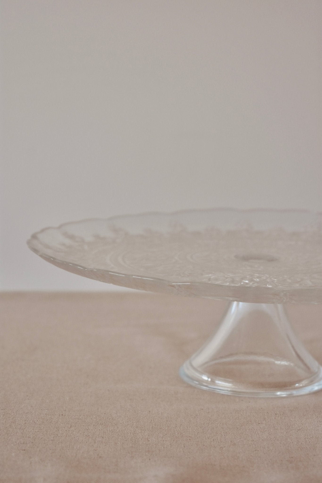 Grand assiette de présentation sur pied vintage - Studio Nuptia