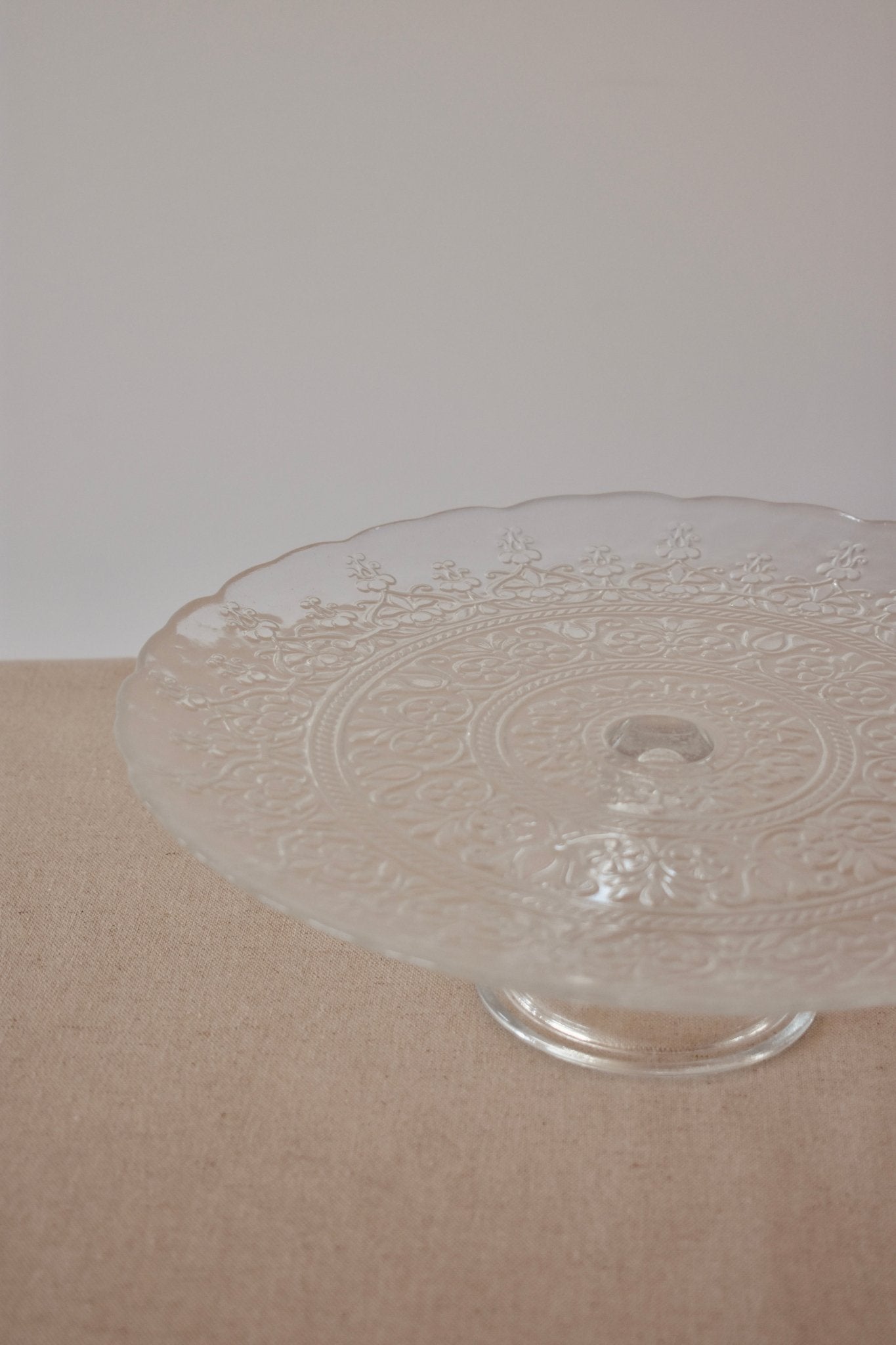 Grand assiette de présentation sur pied vintage - Studio Nuptia