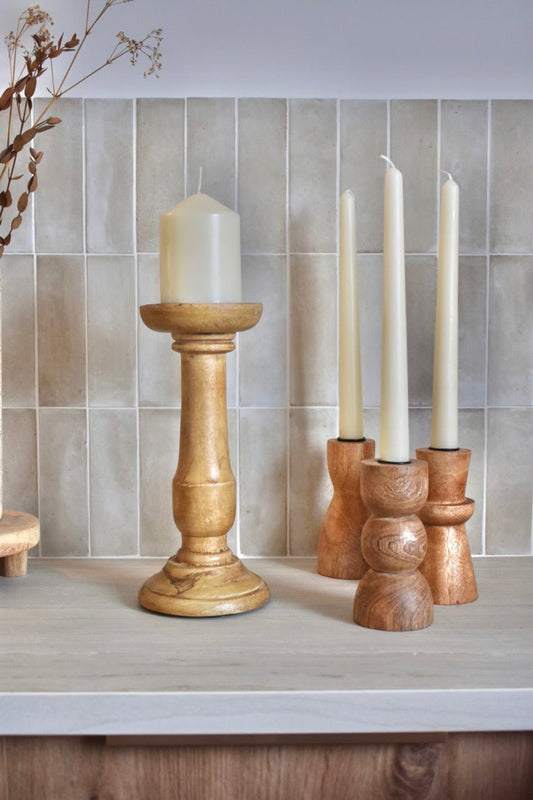LOCATION Grand bougeoir chandelier "bougie" en bois de manguier - La Recyclerie LS