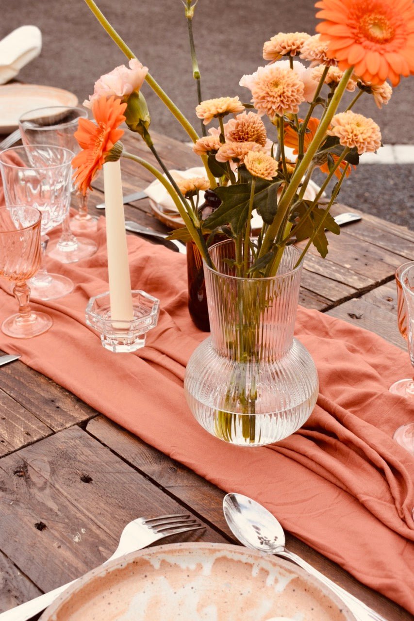 LOCATION Vase en verre strié - La Recyclerie LS