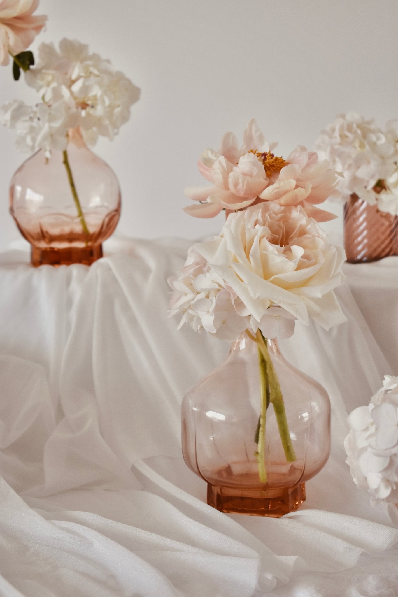 Soliflore carafe ronde Rosaline - Studio Nuptia